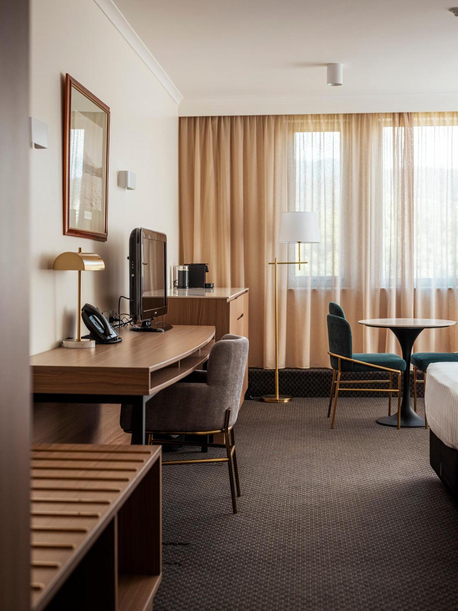 Lenna Of Hobart Hotel Buitenkant foto