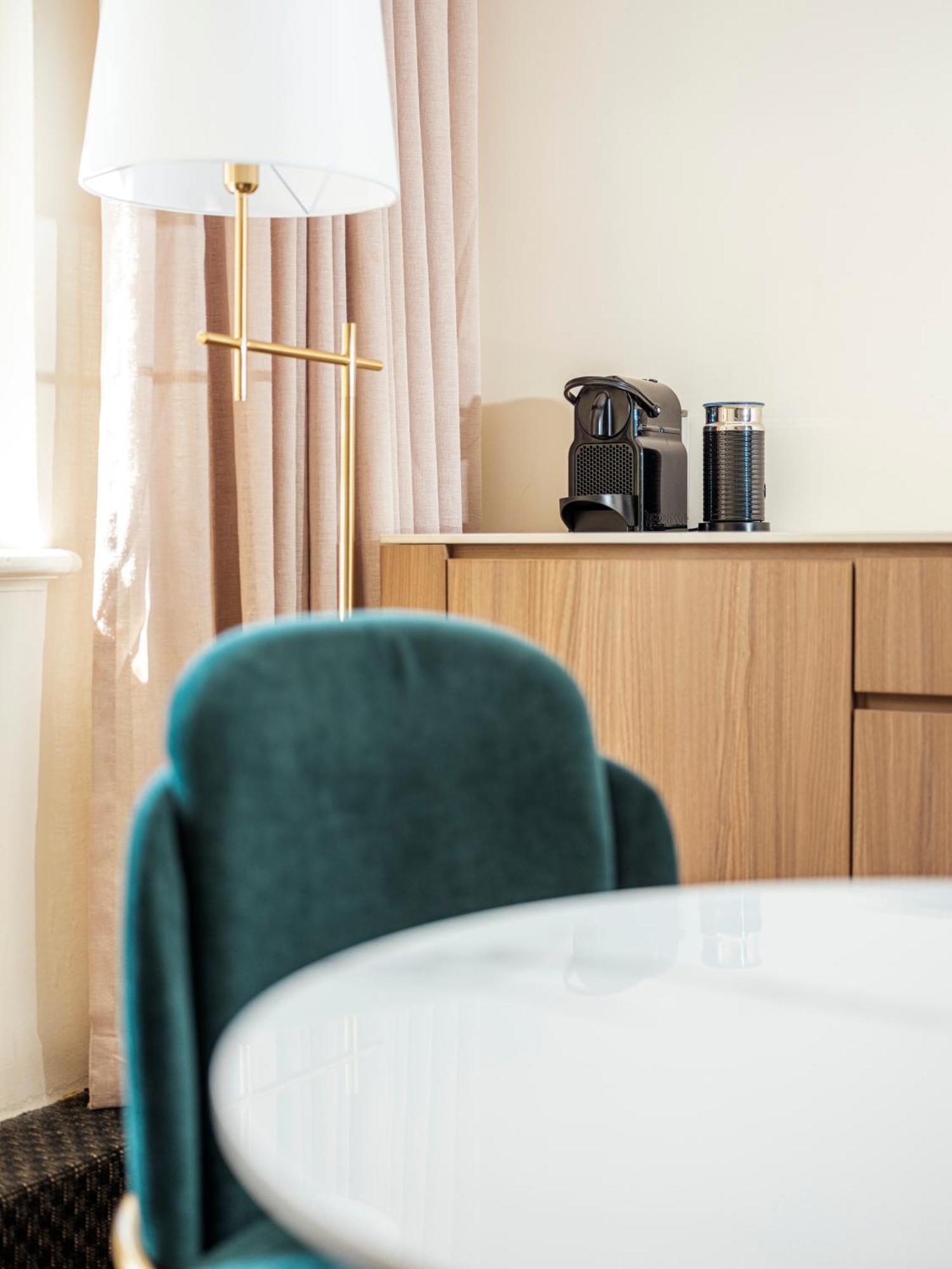 Lenna Of Hobart Hotel Buitenkant foto
